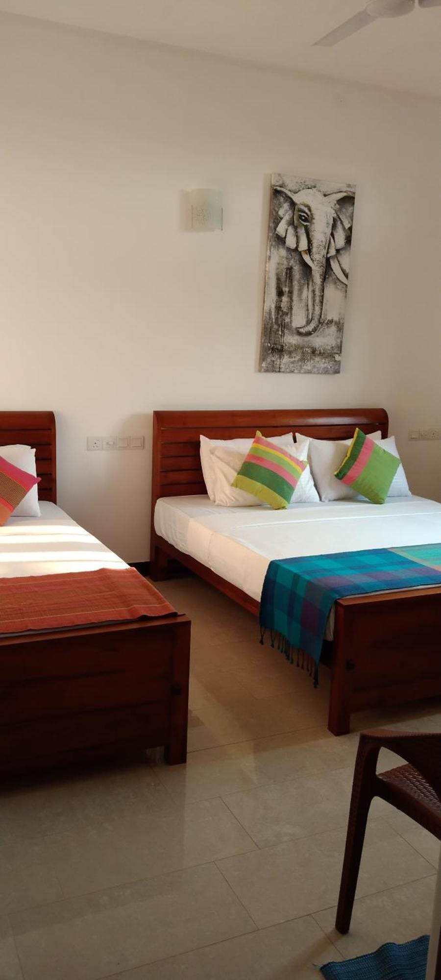 Pick & Go White House Bed & Breakfast Negombo Exterior foto