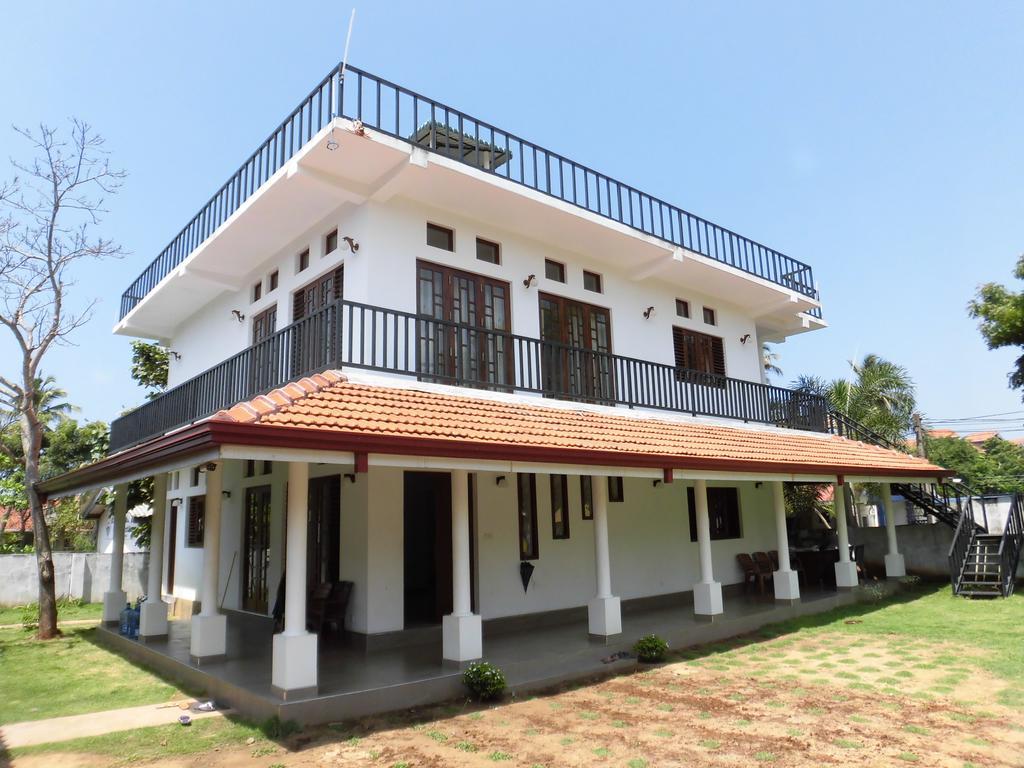 Pick & Go White House Bed & Breakfast Negombo Exterior foto