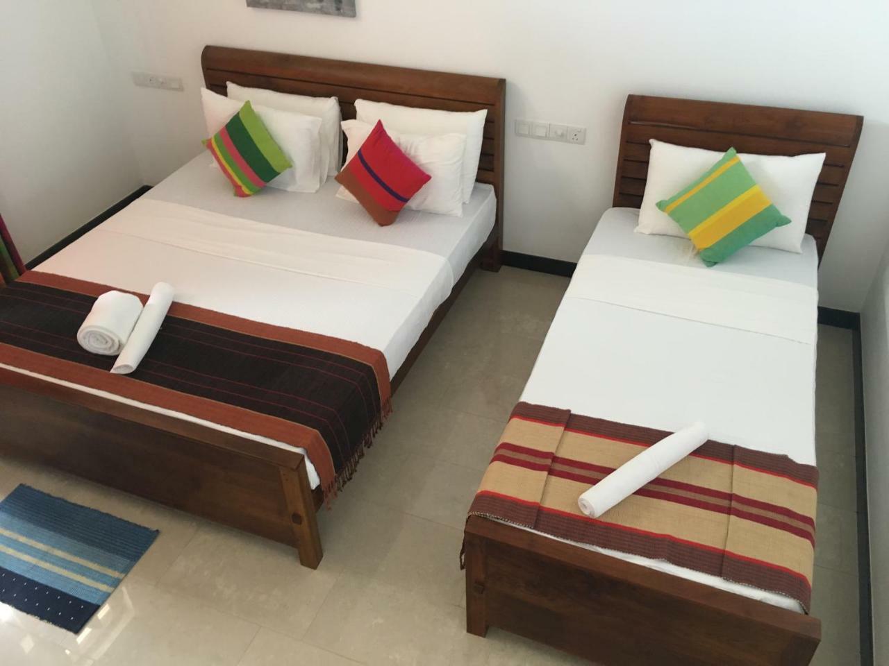 Pick & Go White House Bed & Breakfast Negombo Exterior foto